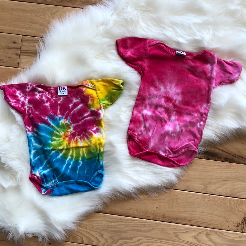 DK Kids Tie-Dye 2 Piece Onesies